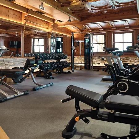 ホテル Hasenauer 4 Sterne Superior ザールバッハ・ヒンターグレム