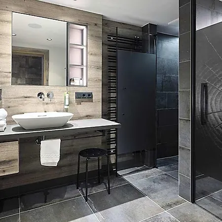 Hasenauer 4 Sterne Superior Hotel 4*