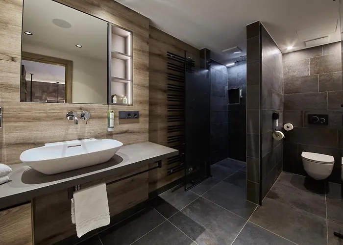 Hasenauer 4 Sterne Superior ホテル 4*