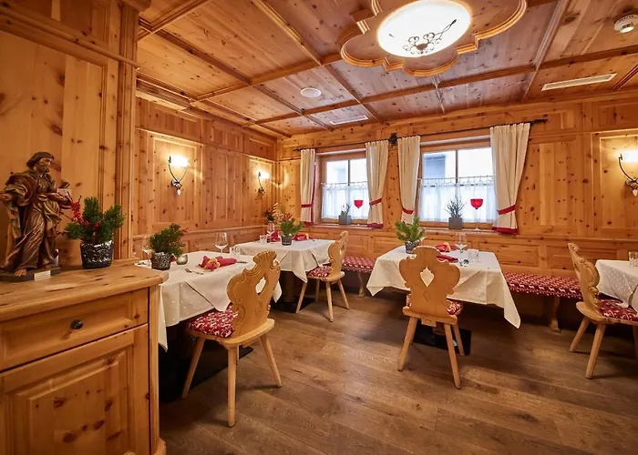 Hasenauer 4 Sterne Superior ホテル 4*