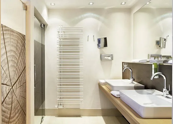 Hasenauer 4 Sterne Superior ホテル ザールバッハ・ヒンターグレム